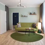 Urbanauts Flats Cubierta 아파트