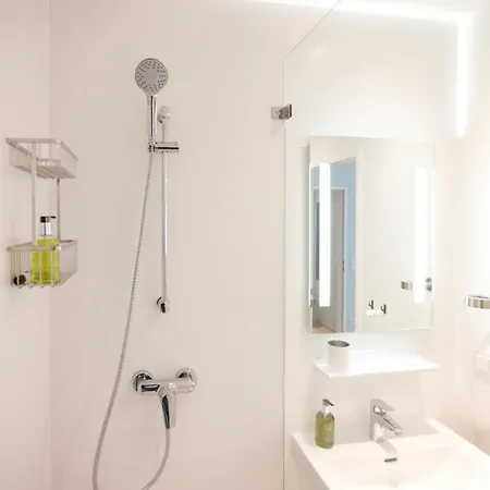 Urbanauts Flats Cubierta לינץ